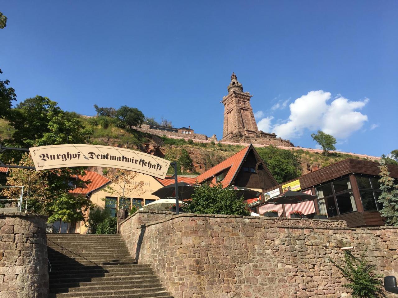 Burghof Kyffhaeuser باد فرانكنهاوزن المظهر الخارجي الصورة